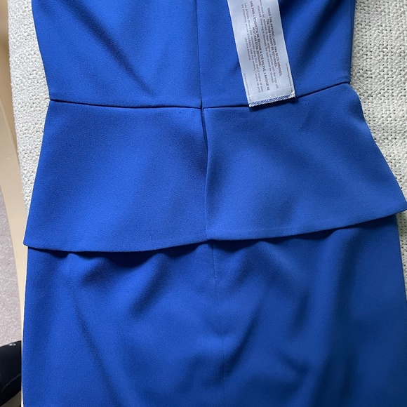 BCBGMaxAzria Crisscross Halter Peplum Dress in "Blueberry", Size 0 - Picture 13 of 16